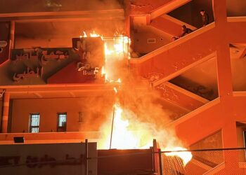 Israel Bombs Southern Gaza’s Largest Hospital As Palestinian Death Toll Climbs
