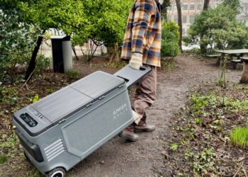 Anker’s 58-liter solar fridge is a noisy power-monster