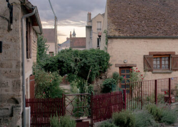 For Idyllic Village, Van Gogh’s Roots Pose a Knotty Problem