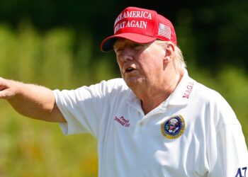 Conservative Journalist Asks Cringiest Trump Question Ever