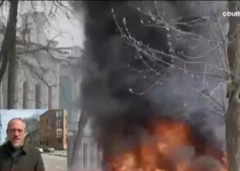 More than 20 killed in Russian strike on Ukrainian city