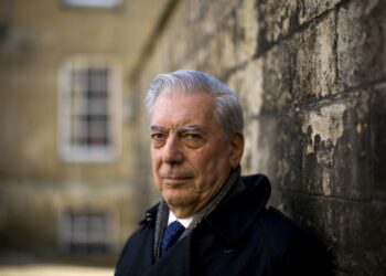 Mario Vargas Llosa, Nobel Prize-Winning Peruvian Author and Politician, Dies