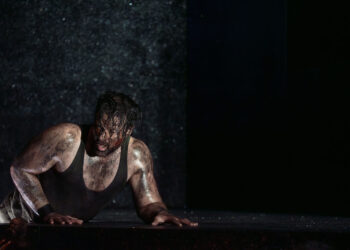 ‘Giulio Cesare’ and ‘Countertenor’ Review: Experiments in Sound and Scent