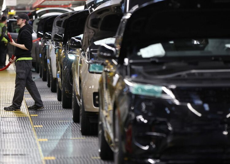 Jaguar Land Rover’s US exports announcement sparks anxiety in car-making hub Solihull | UK News