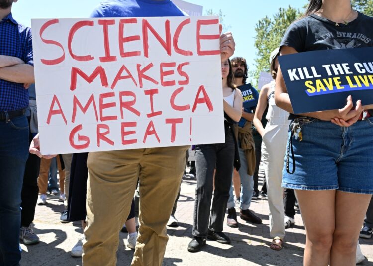 Amid Trump cuts, nearly 300 U.S.-based scientists seek French program : NPR