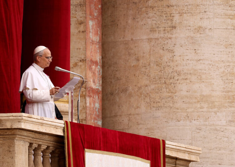 Pope Leo XIV Calls for End to War in First Sunday Blessing as Pontiff
