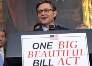 The GOP Tax Bill Could Destroy Federal Workers’ Job Security