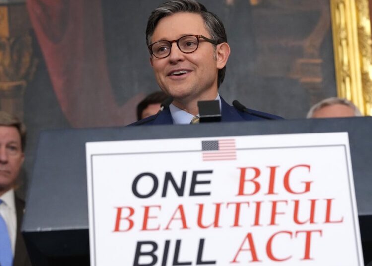 The GOP Tax Bill Could Destroy Federal Workers’ Job Security