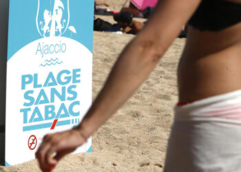 France to ban smoking on beaches, parks and bus stops from July 1
