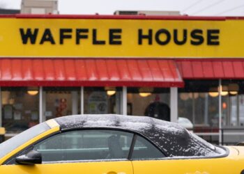 Waffle House adds fast EV charging to its 24/7 diners