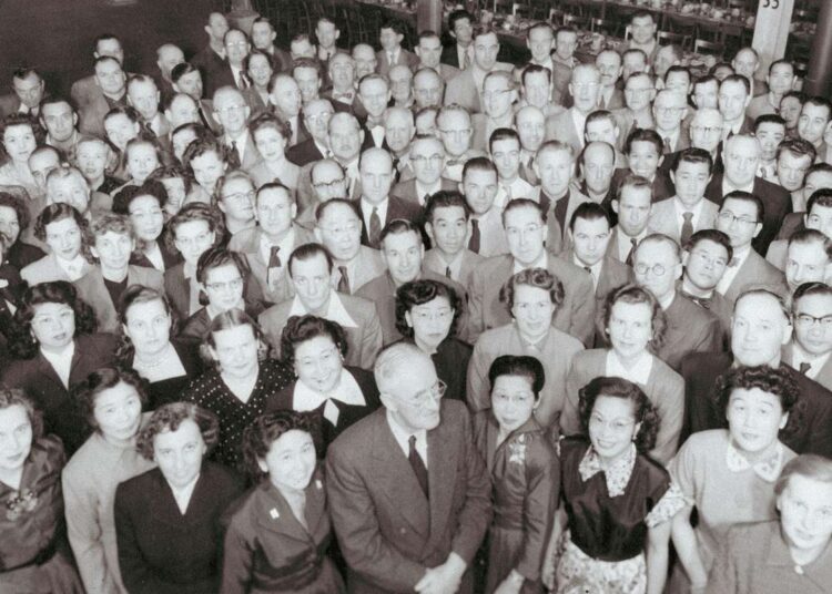 ‘The Spinach King’ Review: It Runs in the Family