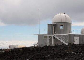 Dismantling NOAA Threatens the World’s Ability to Monitor Carbon Dioxide Levels