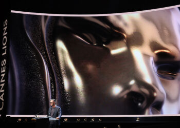 AI is turning the ad business upside down