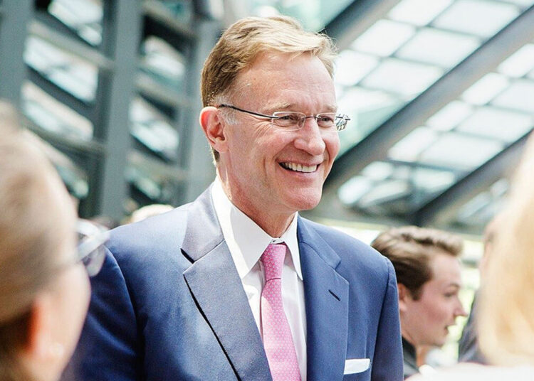 Wendell Weeks, the small-town boss at the big-tech table