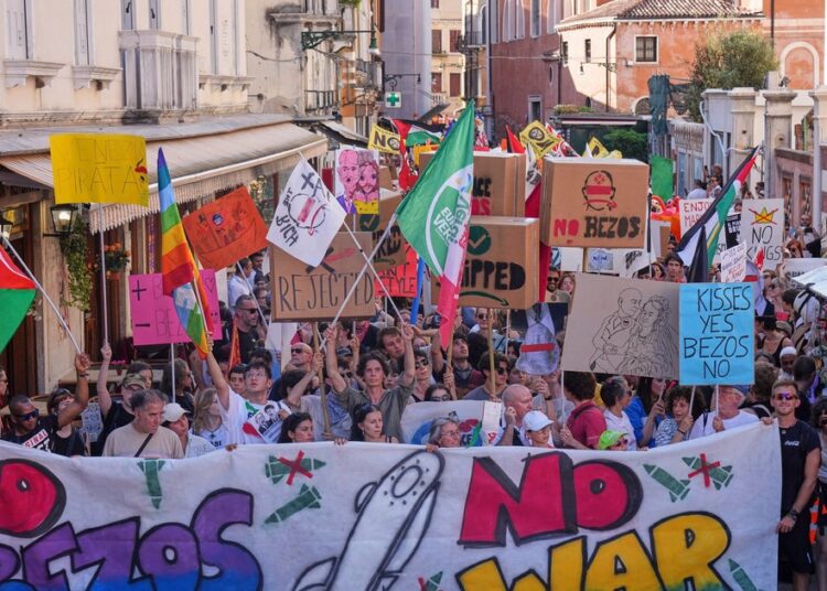 ‘Kisses Yes, Bezos No,’ Protesters Say, As Bezos Wedding Bonanza Divides Venice