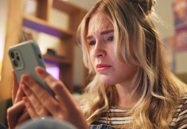 Science Confirms: Social Media Could Be Making Kids Depressed