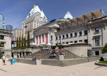 Vancouver Art Gallery Lays Off 30 Unionized Employees
