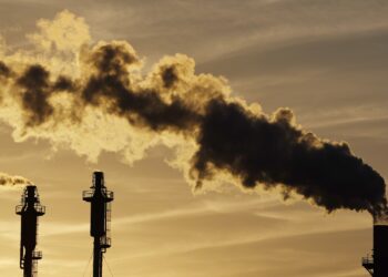 Oil companies face a wrongful death suit tied to climate change : NPR