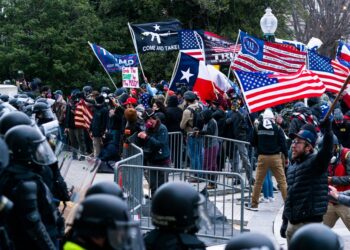 Judge Tosses Lawsuit By Jan. 6 FBI Agents Against Trump DOJ