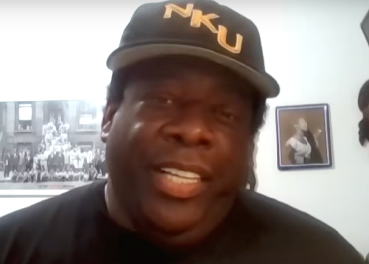 NYC Baseball Coach Says ICE Questioned Kids At Practice