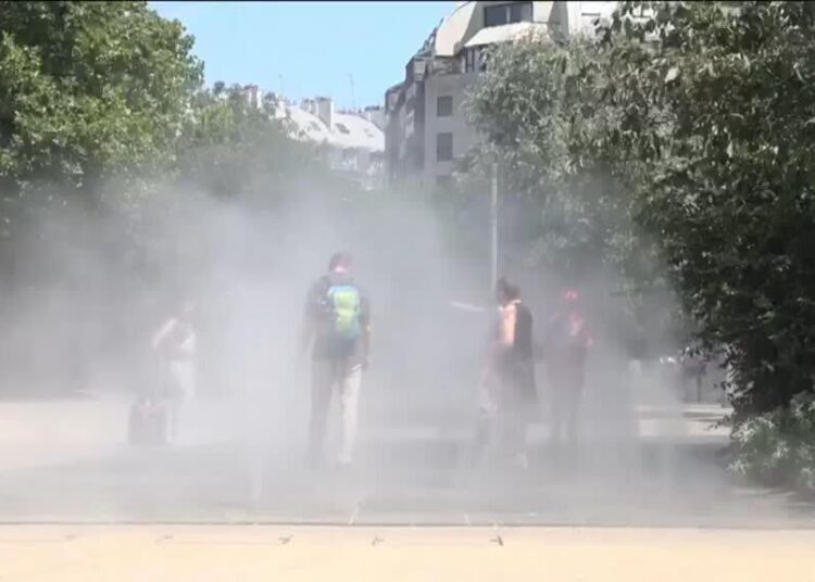 France roasts as temperature soar