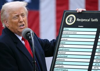 Trump says he will impose 50% tariff on copper and threatens drug levy