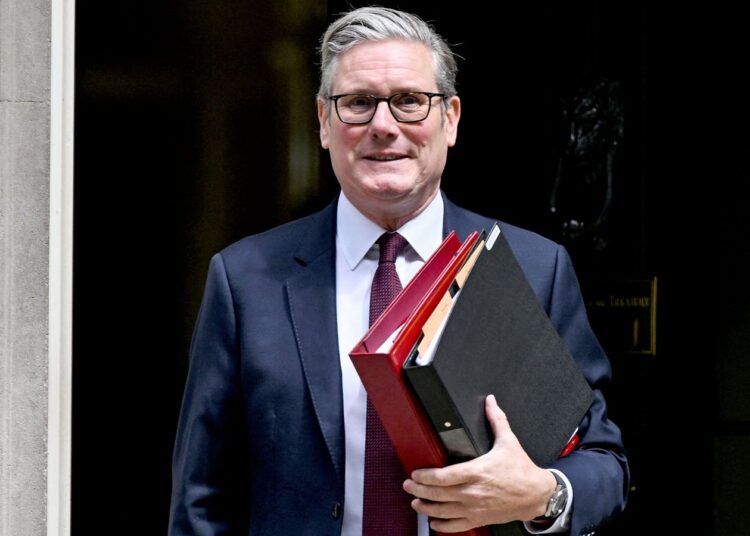 Labour MPs form new group as they urge prime minister to focus on living standards to help ward off Reform | Politics News