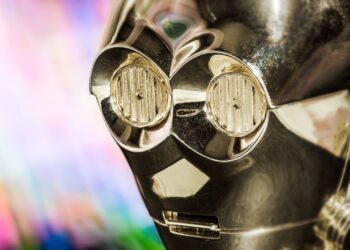 Neurotic robots like C-3PO appear more relatable to people, study finds : NPR