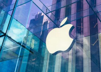 UK drops Apple encryption demands, says US spy chief | Science, Climate & Tech News