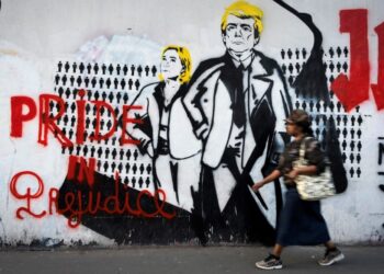 The French Far Right’s Awkward Dance Around Trump