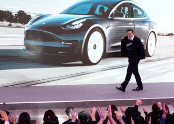 Tesla seeks $1trn pay package for Elon Musk | Money News