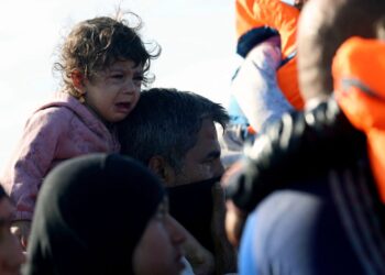 Labour plans to ‘overhaul broken asylum system’ | UK News