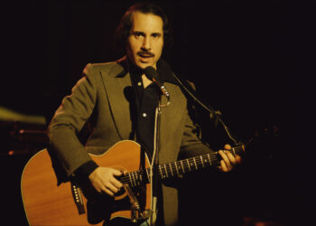 Paul Simon’s ‘Still Crazy After All These Years’ Turns 50