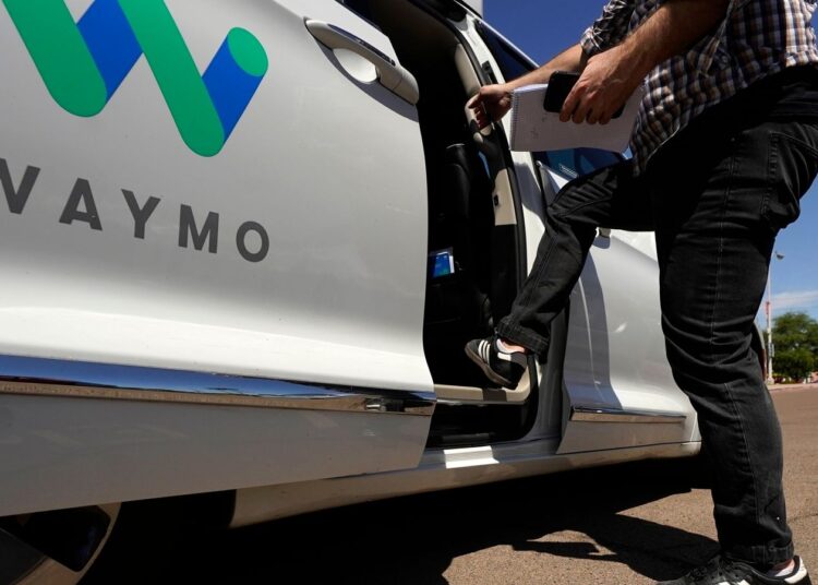 Driverless taxis to operate on London’s roads from next year | Science, Climate & Tech News