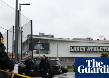 Coach featured in Netflix’s Last Chance U dies after Oakland campus shooting | Oakland