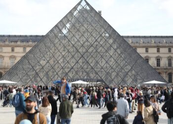 Two New Suspects Handed Preliminary Charges In Louvre Jewels Heist Case