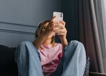 The ‘AI Accent’ Is An Easy Way To Spot AI Videos