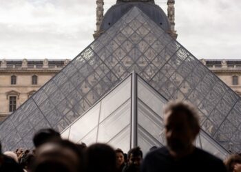 Four More Arrested In $102M Louvre Museum Jewel Heist