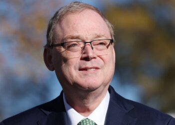 Kevin Hassett Mocked For Thanksgiving Claim On Fox News