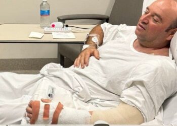 Australian Man Had Expected To Die Tackling Bondi Beach Shooter