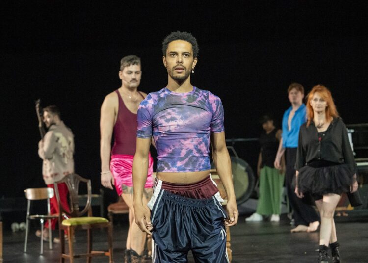 Opera Review: A Wild Musical Utopia