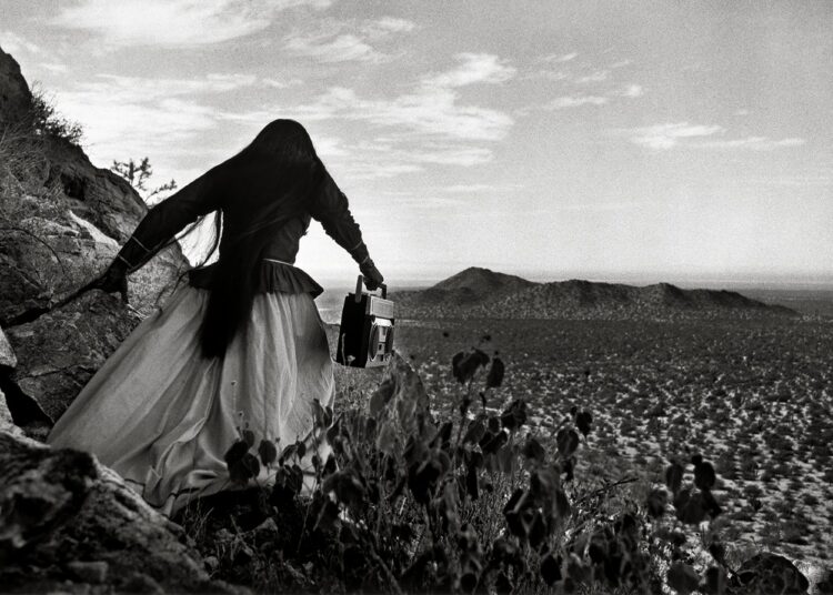 ‘Graciela Iturbide: Serious Play’ Review: A Photographer’s Haunting Views of Mexico
