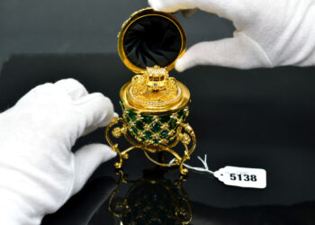 New Zealand Police Recover Egg Swallowed by Thief