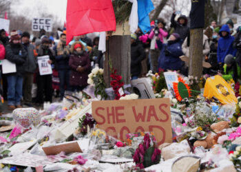 'Hundreds more' US agents head to Minneapolis, says Homeland Security Secretary