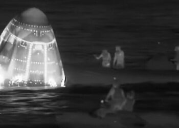 Astronauts Safely Splash Down After NASA’s First-Ever Medical Evacuation
