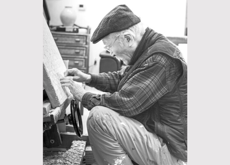 Chung Sang-hwa, Korean Artist Associated with Dansaekhwa, Dies at 93