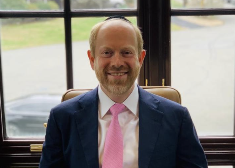 Bridging the Gap Between Clinical Autonomy and Oversight