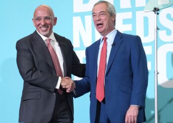 Reform insiders express concern over Zahawi defection – as party hits lowest poll level in months | Politics News