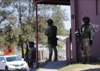 Mexico deploys 10,000 troops to end violence over death of drug lord