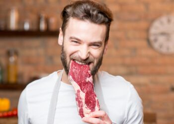 Are Meat Eaters Really More Likely To Live to 100 Than Non-Meat Eaters?